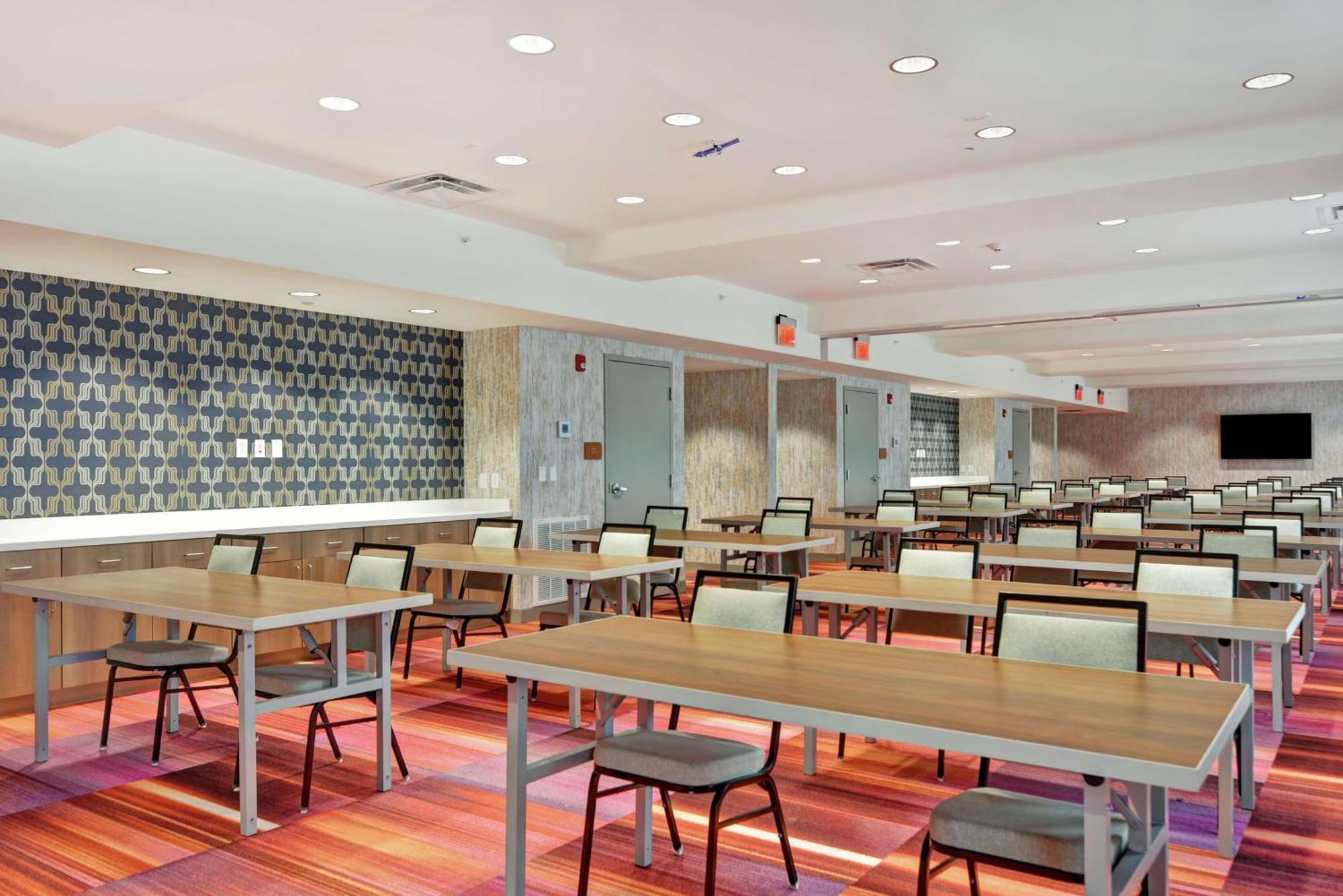 Home2 Suites By Hilton Бофорт Экстерьер фото